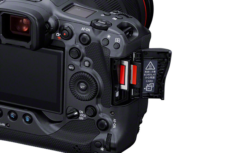 Canon EOS R3 (card slot) per osservatoriodigitale di gennaio-marzo 2022 n.o 112