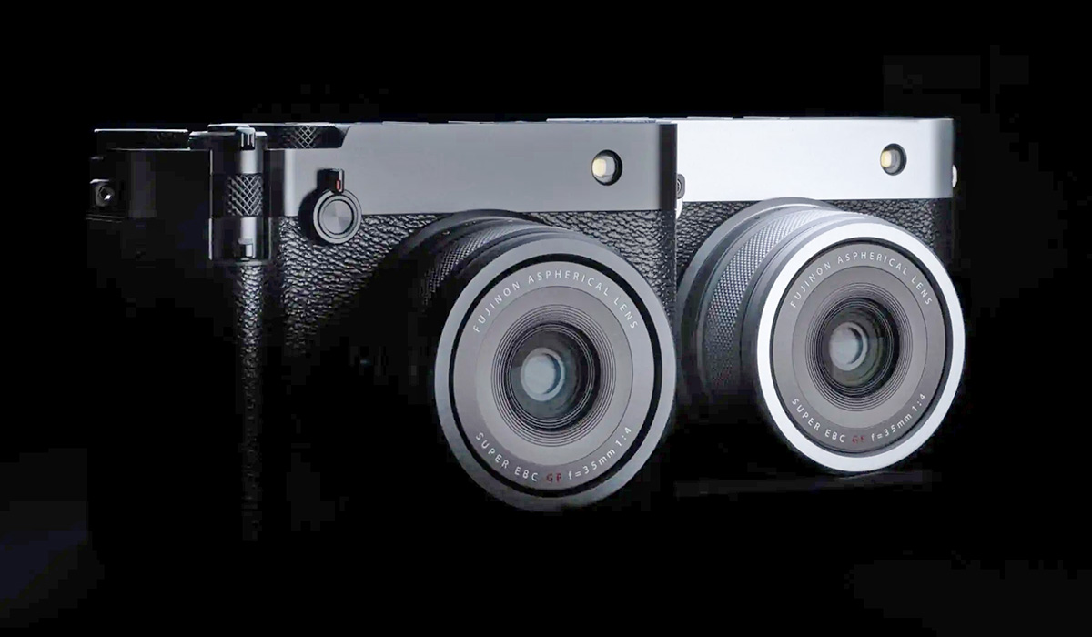 Fujifilm GFX 100RF, 34 front, per osservatoriodigitale n.o 126