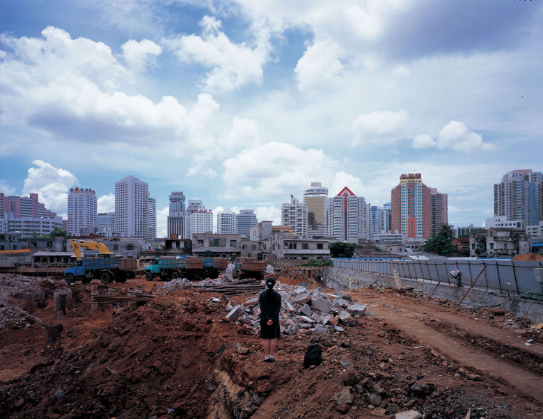Sitting on The Wall: Haikou - © Weng Fen | Osservatorio Digitale