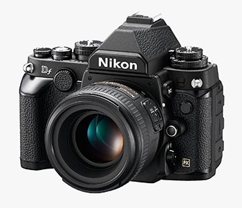 Nikon Df vista anteriore sinistra