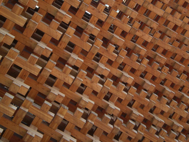 Giappone, il padiglione è in legno senza uso di chiodi