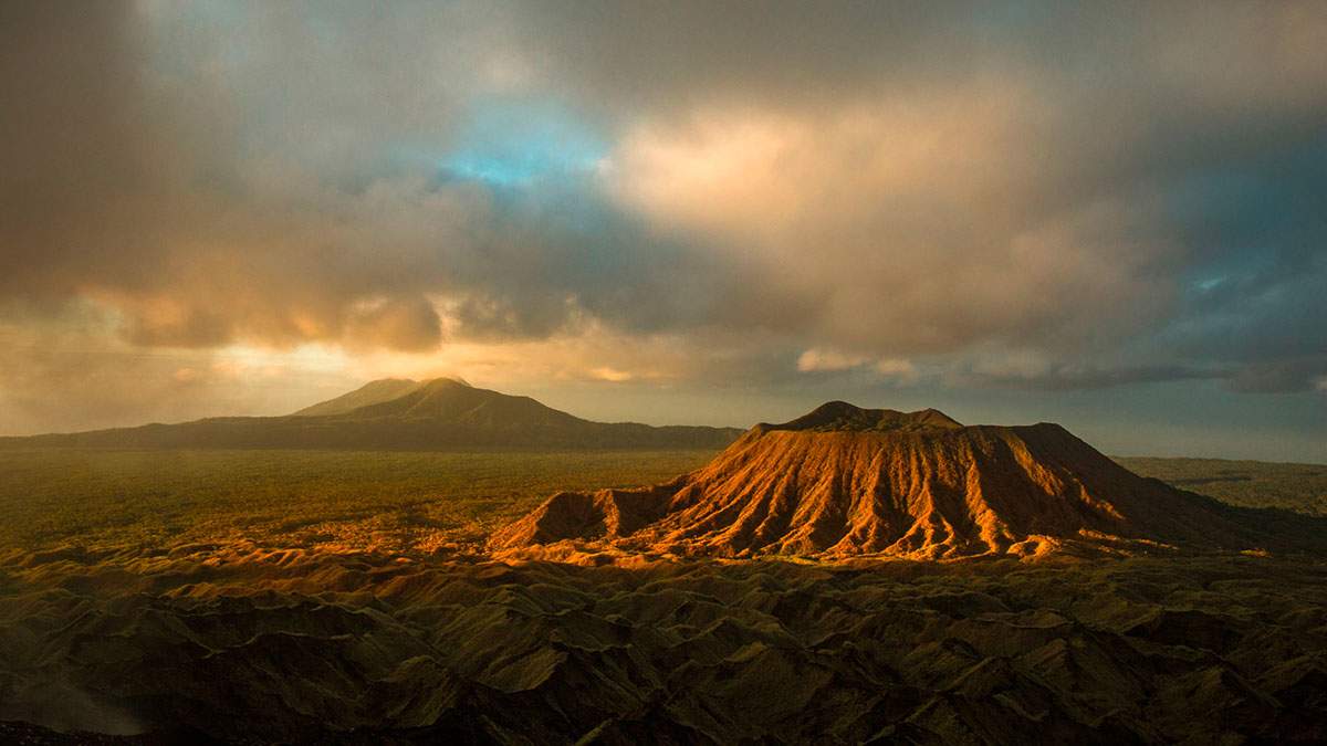 La terra dei vulcani – ©Ulla Lohmann – OD93
