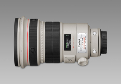 EF200 f/2 IS USM