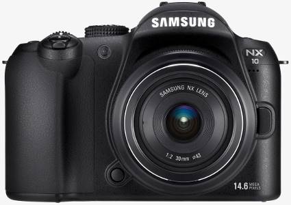 Mirrorless Samsung NX10